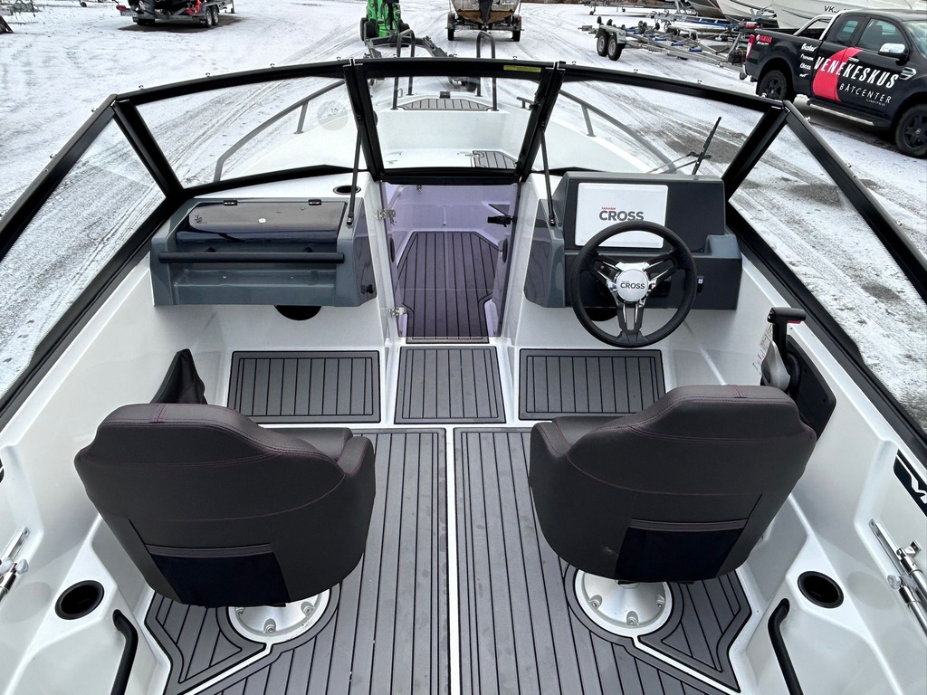 Yamarin Cross 57BR VMAX + Yamaha VF115 VMAX