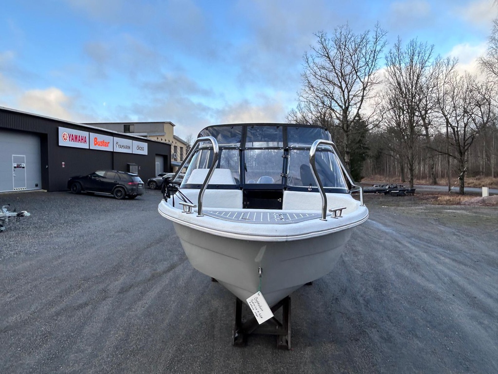 Suvi 47 Duo + Yamaha F40