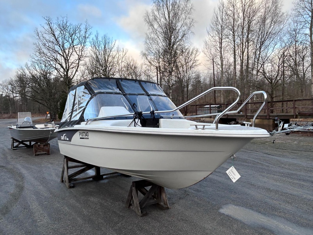Suvi 47 Duo + Yamaha F40
