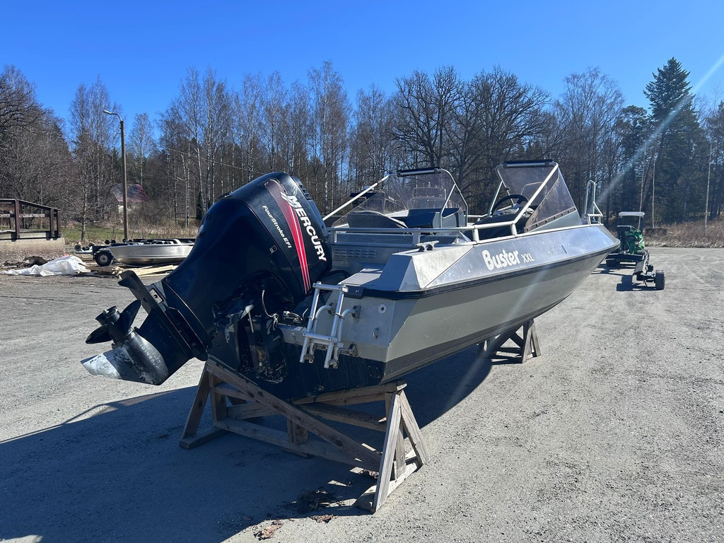 Buster XXL+ Mercury F115