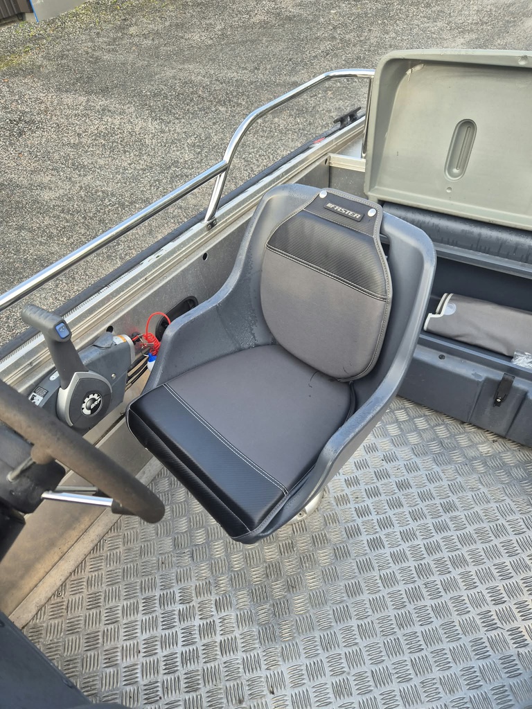 Faster 515SC + Evinrude E-TEC 90