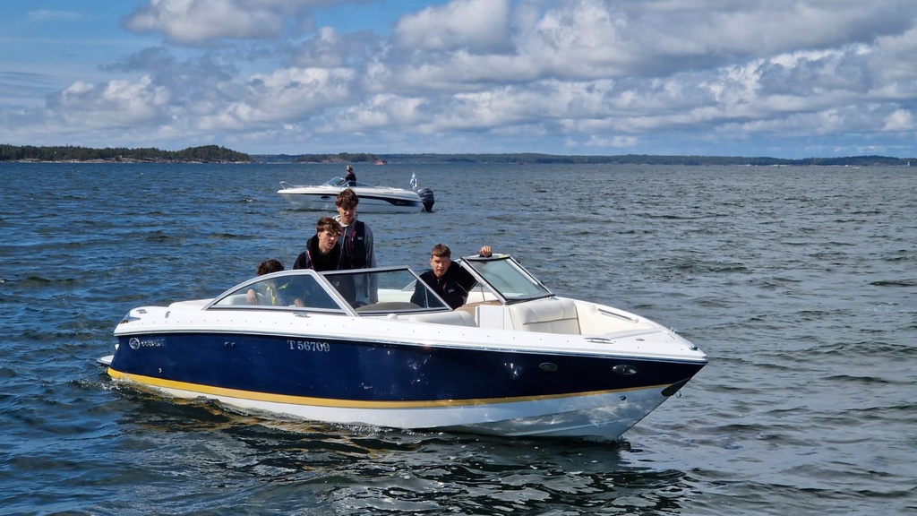 Cobalt + Volvo Penta 5,7