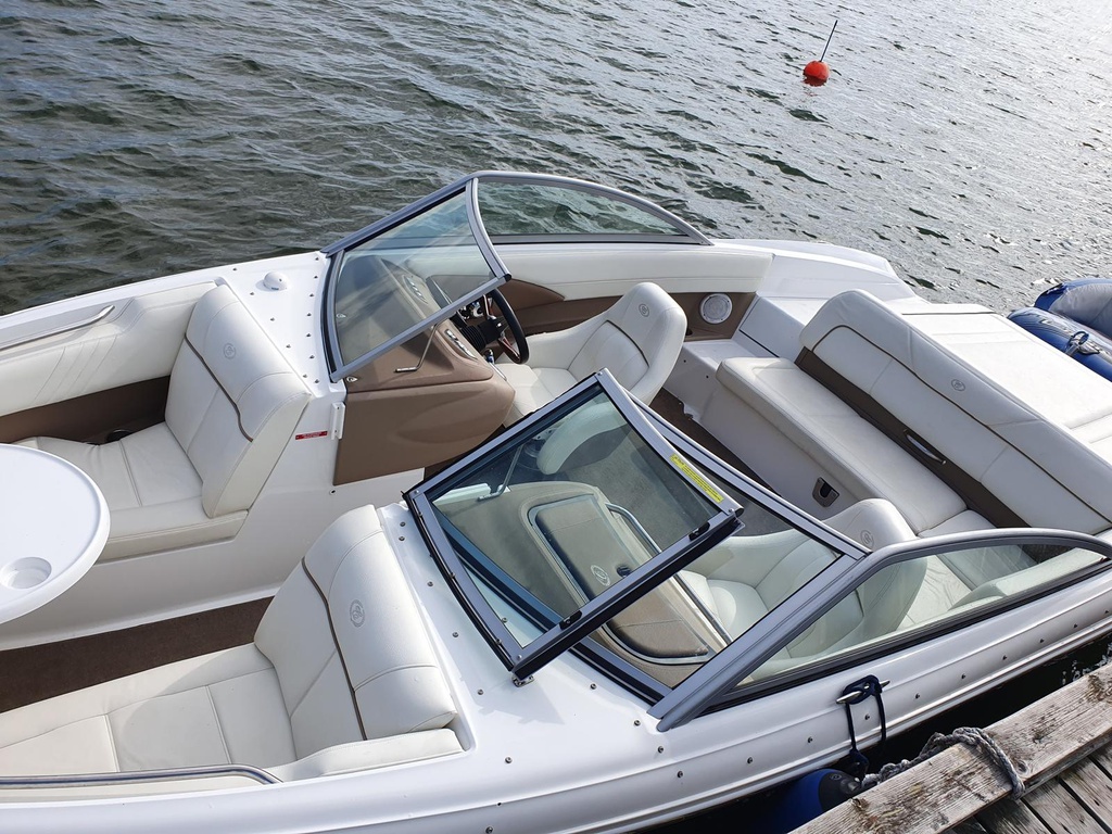 Cobalt + Volvo Penta 5,7