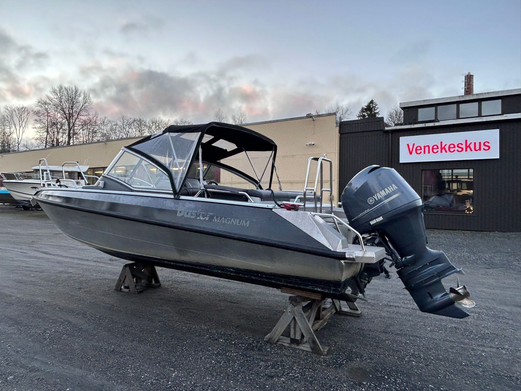 Buster Magnum + Yamaha F150