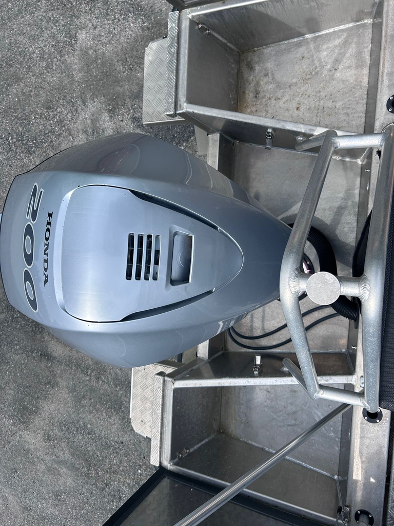 Silver Eagle BRX + Honda BF200