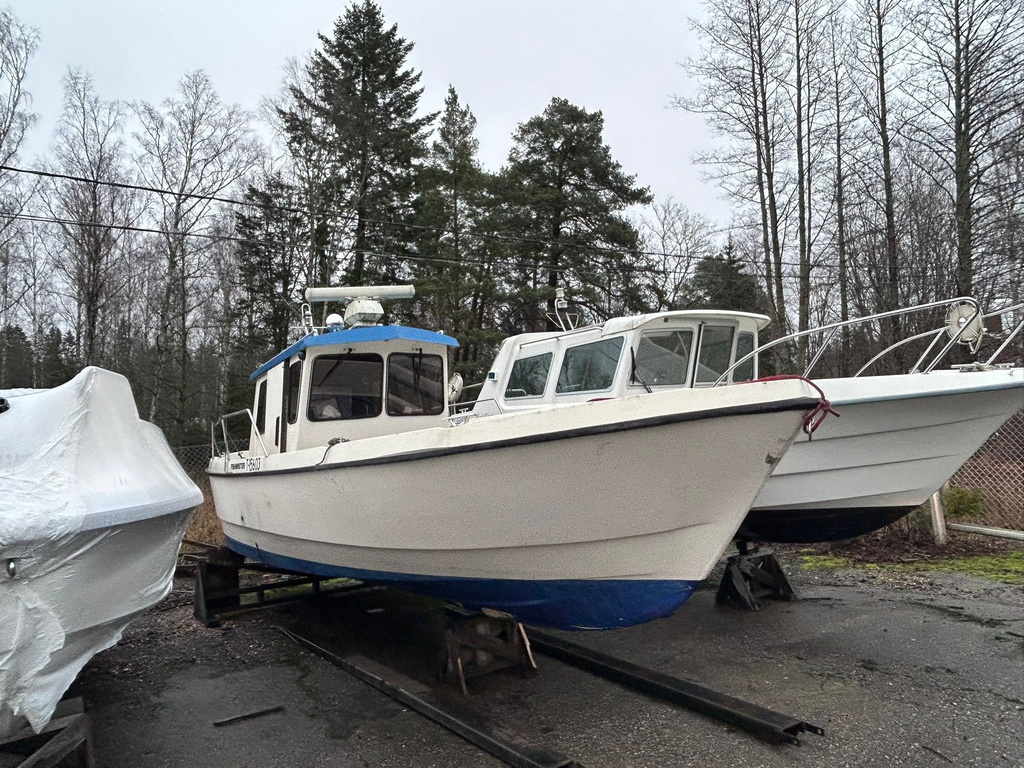 FISHMASTER 810 + Yanmar 4LH-DTE